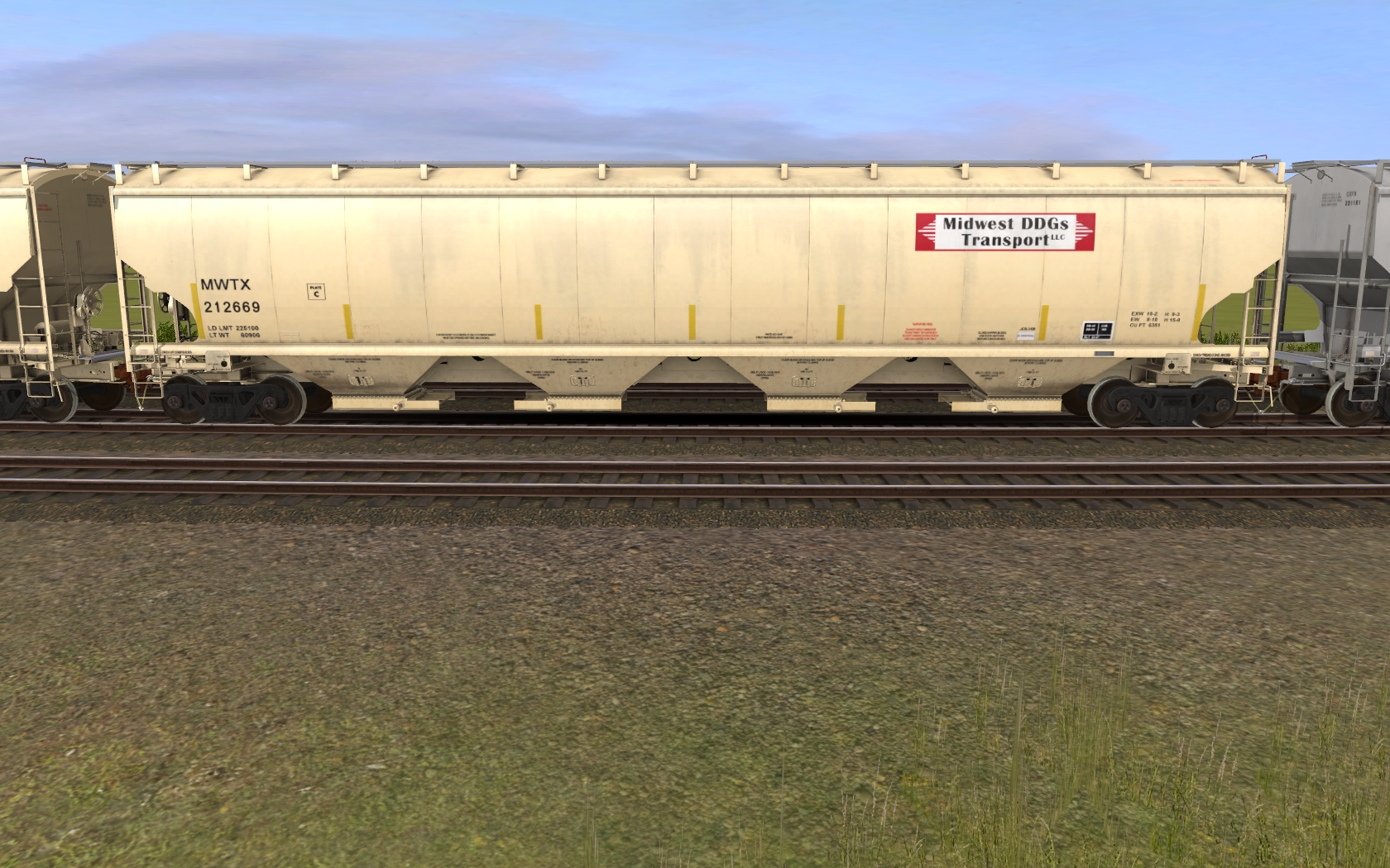 MWTX Trinity 4Bay Covered Hopper RRMods